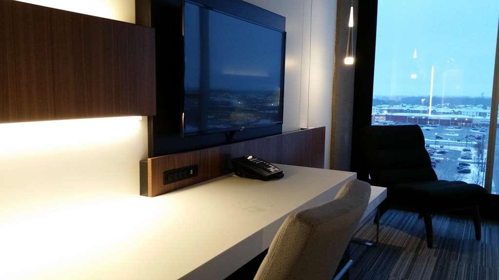 Grand Times Hotel Drummondville Zewnętrze zdjęcie