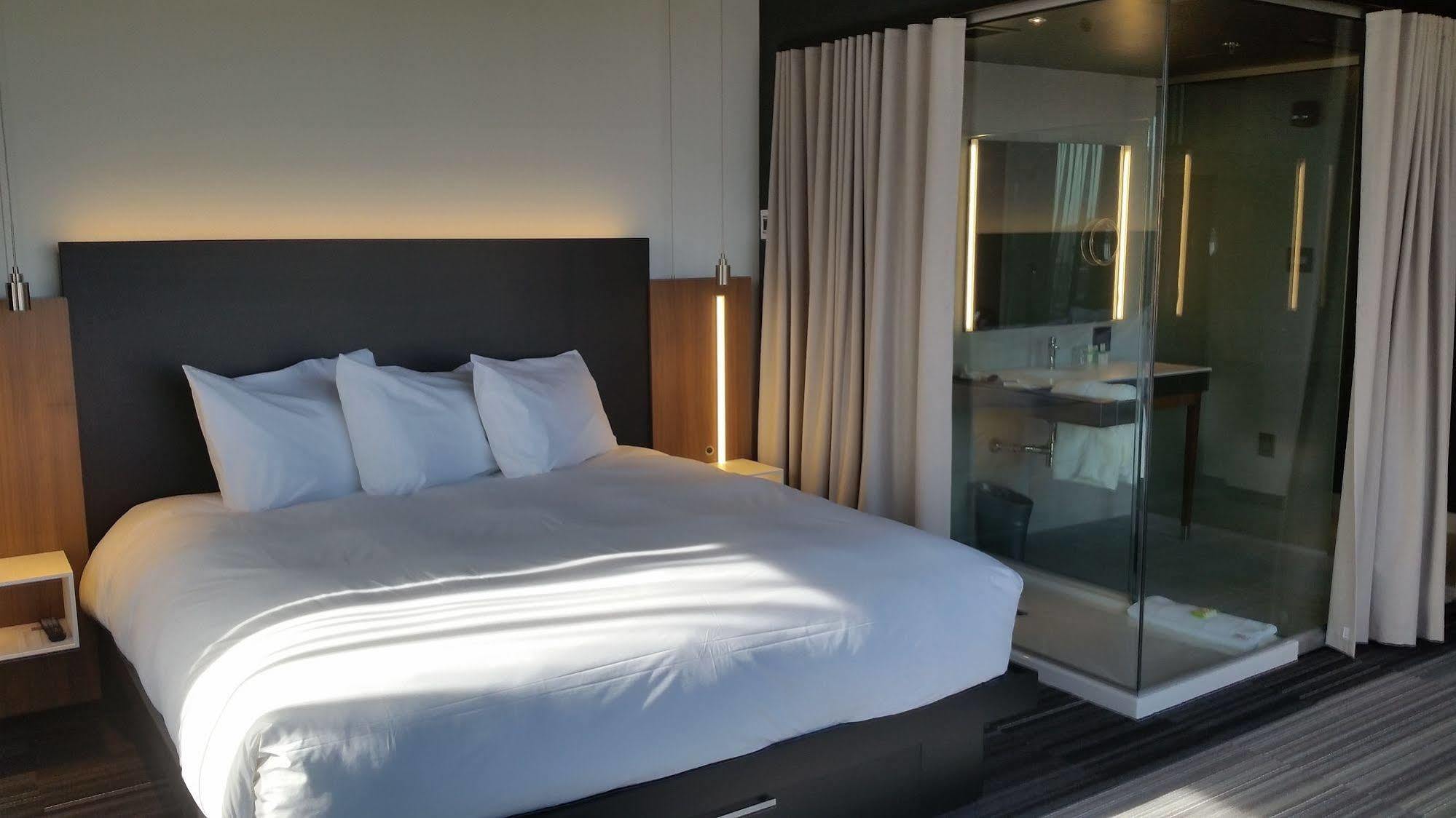 Grand Times Hotel Drummondville Zewnętrze zdjęcie