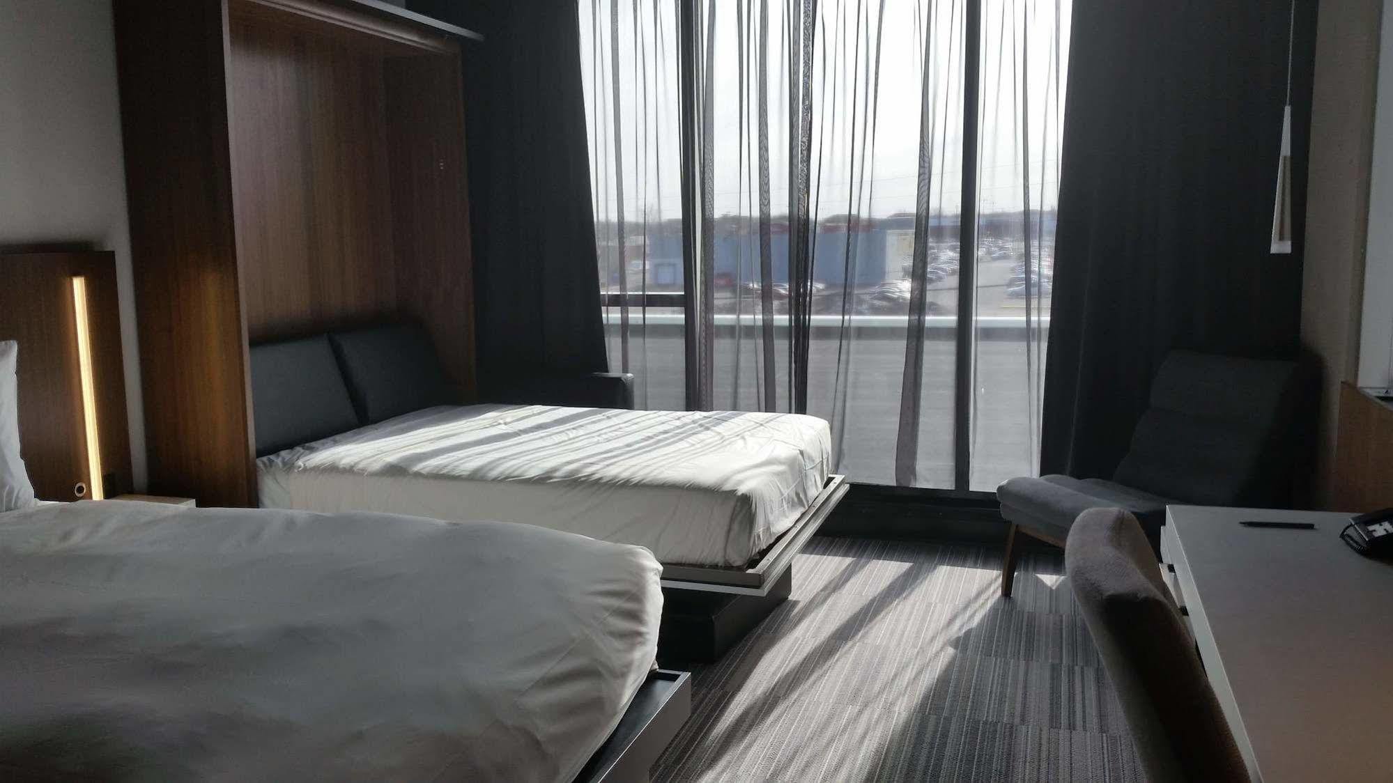 Grand Times Hotel Drummondville Zewnętrze zdjęcie