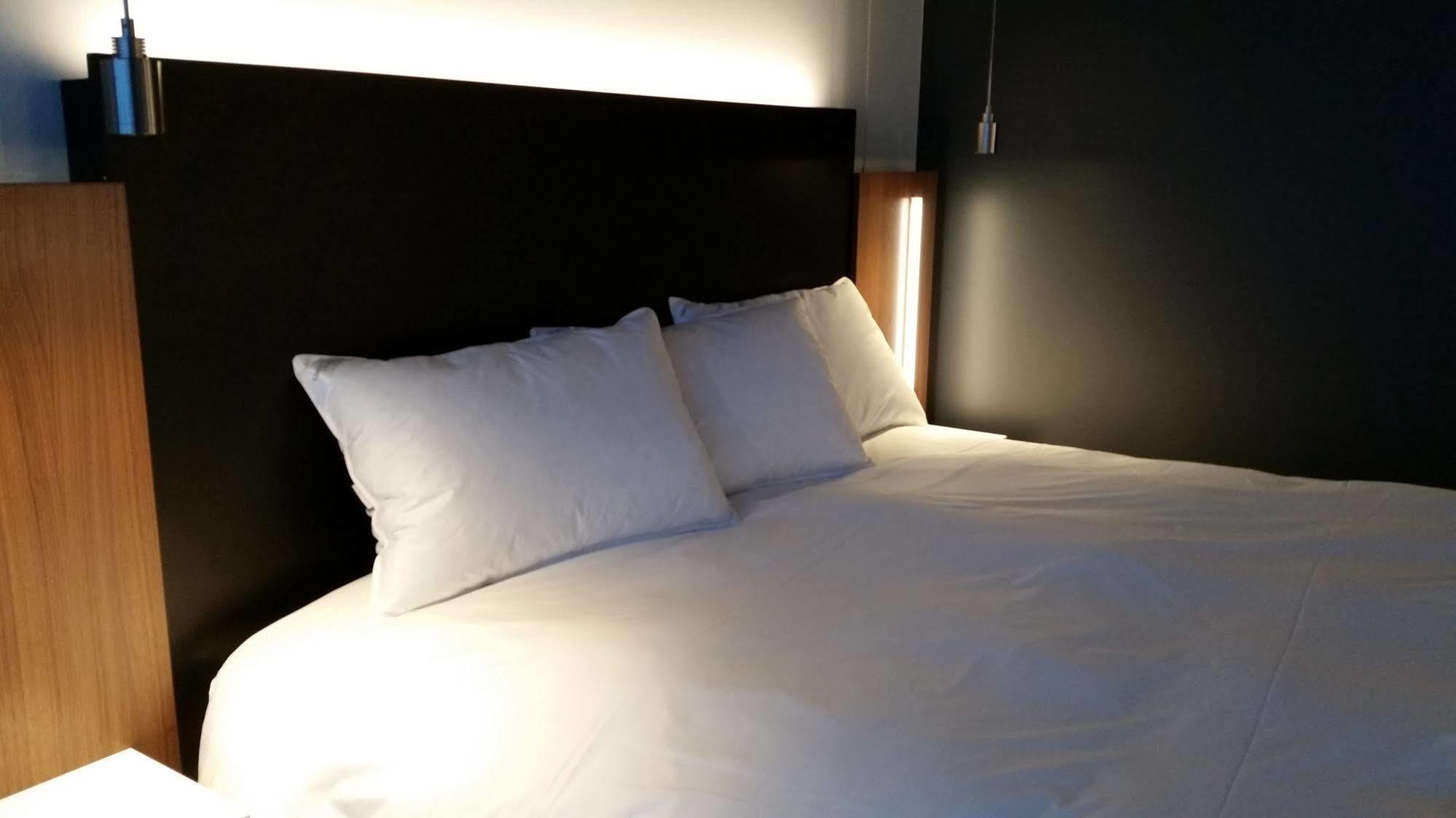 Grand Times Hotel Drummondville Zewnętrze zdjęcie